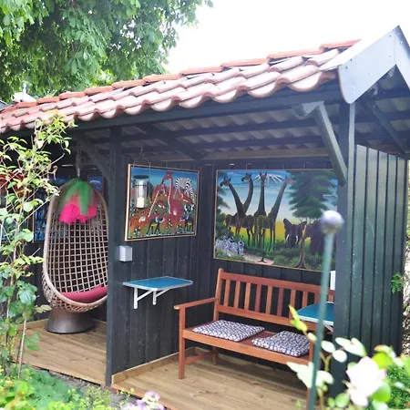 Kit's Andijk Bed and breakfast *